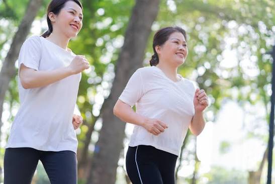 Kebiasaan Positif yang Membantu Menjaga Kesehatan Tubuh Tetap Optimal di Tengah Aktivitas Padat